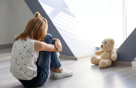 如何减少自闭症儿童的破坏性行为?